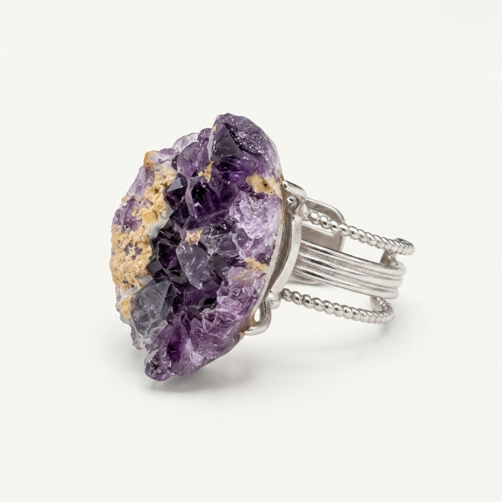 One-of-one rings